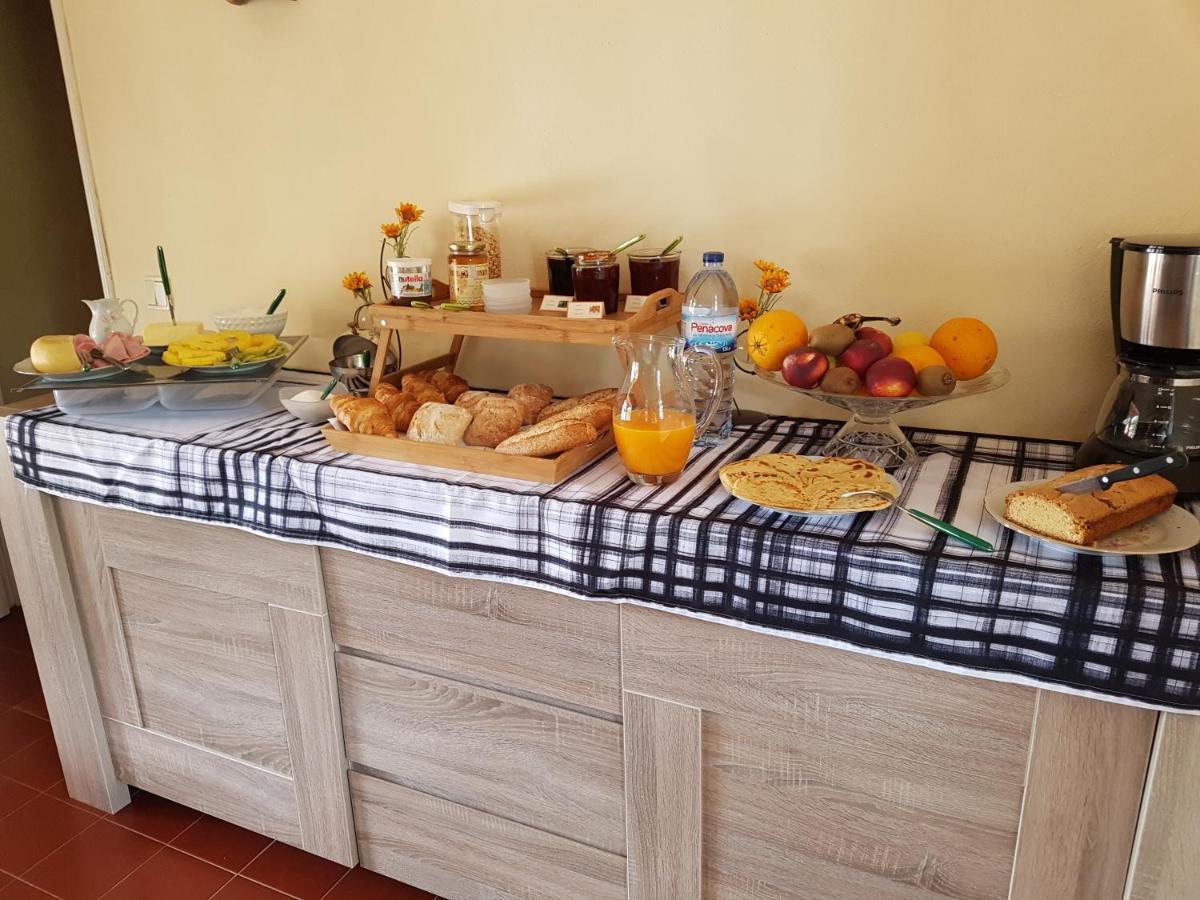 Casa Oliviera Bed & Breakfast มอนคาราปาโช ภายนอก รูปภาพ